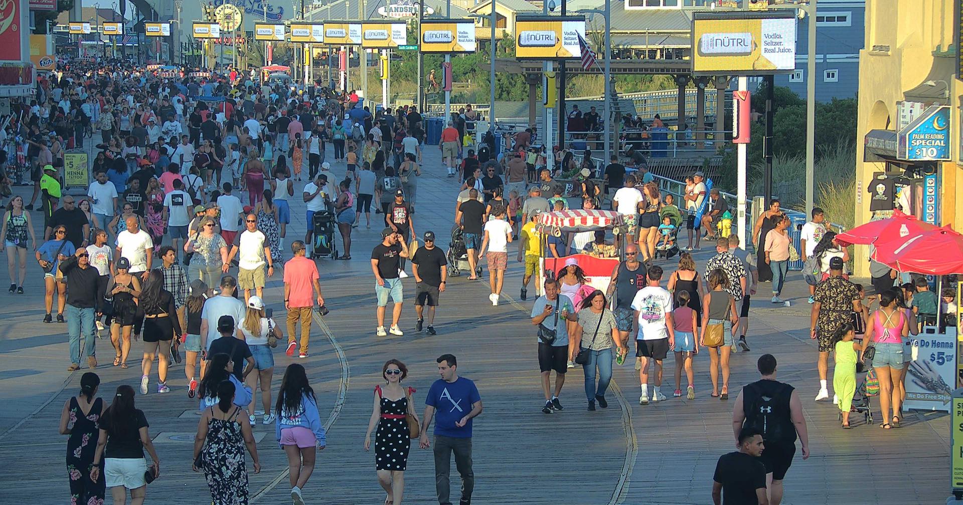 Real-world, place-based audience environments