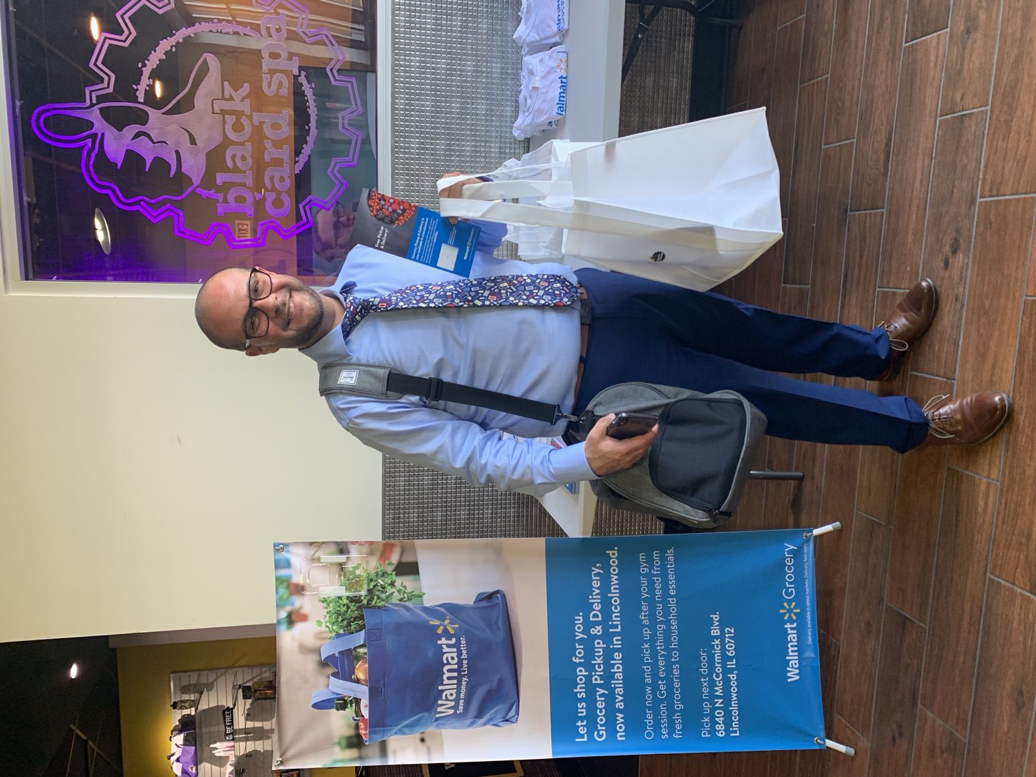 Standing banner and brand-ambassador giveaway, gym